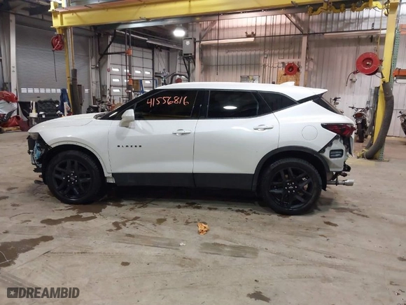 2020 Chevrolet Blazer LT with VIN 3GNKBHRS0LS607557, listed as a IAAI auction lot 41556816 with 67,599 mi miles. Bid and sale history available at carsss.com. Image 15.