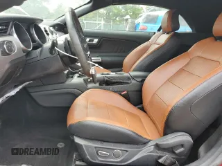 2019 Ford Mustang EcoBoost z VIN 1FATP8UH5K5200696, wystawiony jako Copart lot #65051125 z przebiegiem 23 411 mil mil oraz Czysty tytuł • Clean title. Historia ofert i sprzedaży dostępna na DreamBid. Obrazek 7.