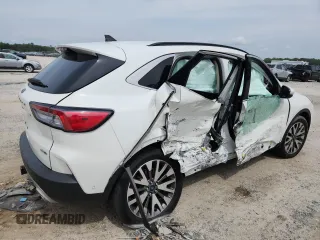 2020 Ford Escape Titanium z VIN 1FMCU9J91LUB53076, wystawiony jako Copart lot #64008765 z przebiegiem Nie podano mil oraz Nie do naprawy • Non repairable. Historia ofert i sprzedaży dostępna na DreamBid. Obrazek 3.