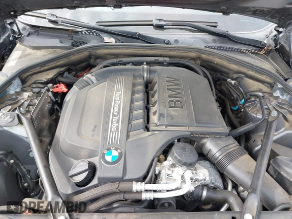 2015 BMW 5 Series 535i with VIN WBA5B1C59FG128828, listed as a IAAI auction lot 41655190 with 90,646 mi miles and . Bid and sale history available at carsss.com. Image 10.