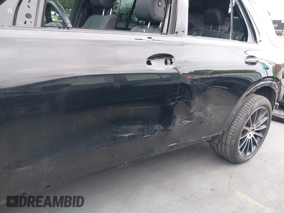 2021 Mercedes-Benz GLE 350 with VIN 4JGFB4JB9MA306508, listed as a IAAI auction lot 42043574 with 31,253 mi miles and . Bid and sale history available at DreamBid. Image 6.