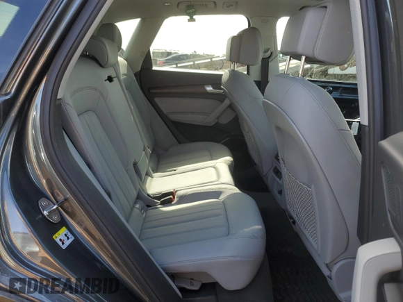 2022 Audi Q5 S line Premium Plus with VIN WA1EAAFY6N2137326, listed as a Copart auction lot 47820605 with 24,865 mi miles and Salvage Title. Bid and sale history available at carsss.com. Image 11.