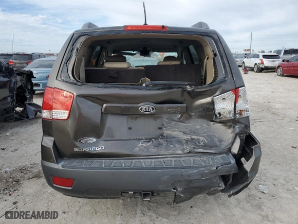 2009 Kia Borrego EX with VIN KNDJJ741895035267, listed as a Copart auction lot 82593484 with 194,676 mi miles and Salvage Title. Bid and sale history available at carsss.com. Image 6.