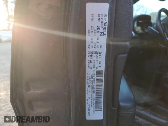2018 Jeep Grand Cherokee Limited z VIN 1C4RJFBG7JC369651, wystawiony jako Copart lot #81523544 z przebiegiem 159 091 mil mil oraz Szkoda całkowita • Salvage title. Historia ofert i sprzedaży dostępna na DreamBid. Obrazek 14.