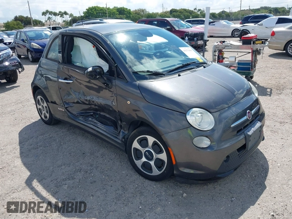2014 FIAT 500e with VIN 3C3CFFGE0ET244813, listed as a IAAI auction lot 41676465 with 58,062 mi miles. Bid and sale history available at carsss.com. Image 1.