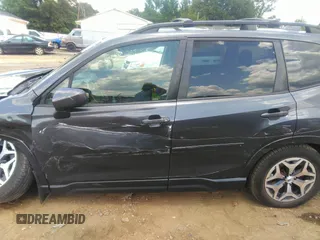 2021 Subaru Forester Premium with VIN JF2SKAFC1MH437721, listed as a IAAI auction lot 42633556 with 119,574 mi miles and . Bid and sale history available at DreamBid. Image 14.