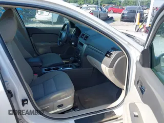 2010 Ford Fusion Hybrid с VIN 3FADP0L3XAR149879, выставлен на аукционе IAAI как лот 42628555 с пробегом 82 855 миль миль и . История ставок и продаж доступна на DreamBid. Изображение 5.