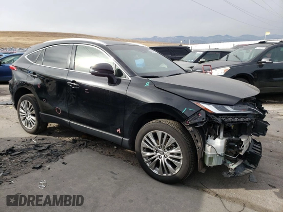 2022 Toyota Venza LE with VIN JTEAAAAH3NJ093024, listed as a Copart auction lot 82700193 with 39,635 mi miles. Bid and sale history available at carsss.com. Image 4.