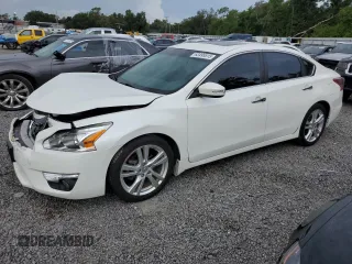 2013 Nissan Altima SL with VIN 1N4BL3AP5DC108945, listed as a Copart auction lot 63495515 with 70,677 mi miles and Salvage title. Bid and sale history available at DreamBid. Image 1.