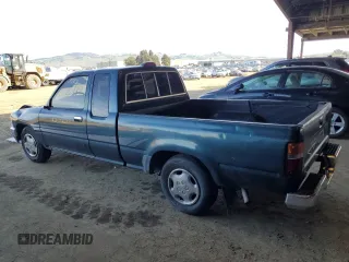 1994 Toyota Pickup z VIN JT4VN93D8R5042135, wystawiony jako Copart lot #45686625 z przebiegiem 139 784 mil mil oraz Szkoda całkowita • Salvage title. Historia ofert i sprzedaży dostępna na DreamBid. Obrazek 2.