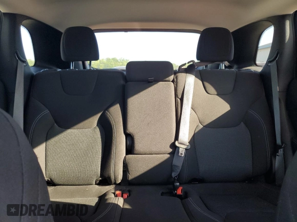2020 Jeep Cherokee Latitude with VIN 1C4PJLCB9LD525694, listed as a Copart auction lot 58181565 with 37,106 mi miles and Salvage title. Bid and sale history available at DreamBid. Image 10.
