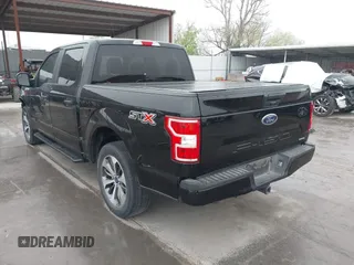 2020 Ford F-150 XL z VIN 1FTEW1CP8LKD72794, wystawiony jako IAAI lot #41936007 z przebiegiem 84 066 mil mil oraz . Historia ofert i sprzedaży dostępna na DreamBid. Obrazek 3.