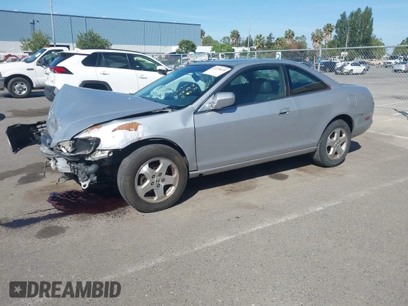 2000 Honda Accord EX z VIN 1HGCG2257YA010383, wystawiony jako IAAI lot #42278620 z przebiegiem 170 757 mil mil oraz . Historia ofert i sprzedaży dostępna na DreamBid. Obrazek 18.