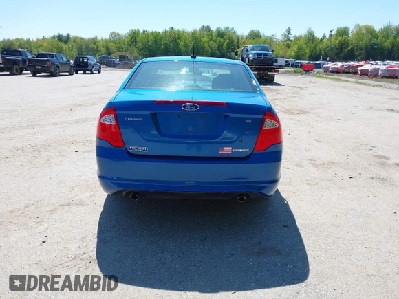 2012 Ford Fusion SE z VIN 3FAHP0HG4CR276627, wystawiony jako IAAI lot #42348303 z przebiegiem 160 922 mil mil oraz . Historia ofert i sprzedaży dostępna na DreamBid. Obrazek 17.