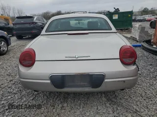 2004 Ford Thunderbird Deluxe z VIN 1FAHP60A84Y104551, wystawiony jako Copart lot #49170085 z przebiegiem 159 696 mil mil oraz Szkody całkowita. Historia ofert i sprzedaży dostępna na DreamBid. Obrazek 6.