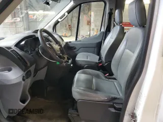 2019 Ford Transit XL z VIN 1FDZX2CM0KKB27959, wystawiony jako Copart lot #45286305 z przebiegiem 137 367 mil mil oraz Szkoda całkowita • Salvage title. Historia ofert i sprzedaży dostępna na DreamBid. Obrazek 7.