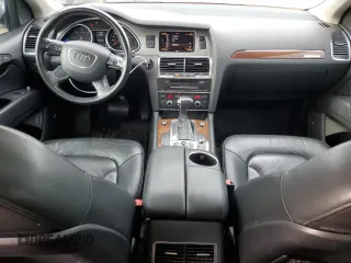 2013 Audi Q7 Premium Plus z VIN WA1LMAFE4DD000781, wystawiony jako Copart lot #57255315 z przebiegiem 129 709 mil mil oraz Szkoda całkowita • Salvage title. Historia ofert i sprzedaży dostępna na DreamBid. Obrazek 8.