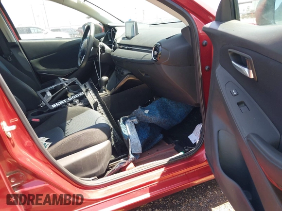 2018 Toyota Yaris with VIN 3MYDLBYV9JY316736, listed as a IAAI auction lot 42000206 with Not Provided miles and . Bid and sale history available at DreamBid. Image 5.