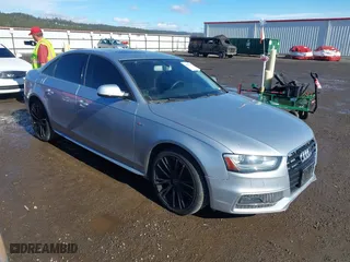 2015 Audi A4 Premium with VIN WAUBFAFL6FN036248, listed as a IAAI auction lot 41652916 with 119,154 mi miles. Bid and sale history available at carsss.com. Image 1.