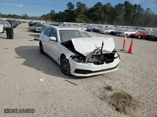 2019 BMW 5 Series 530i xDrive with VIN WBAJA7C50KG912491, listed as a Copart auction lot 83329054 with 0 mi miles and Salvage Title. Bid and sale history available at carsss.com. Image 11.