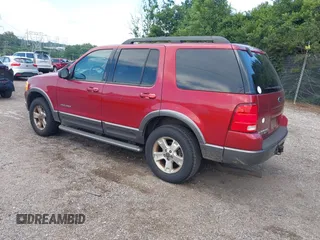 2005 Ford Explorer XLT z VIN 1FMZU73K45ZA57074, wystawiony jako IAAI lot #42651268 z przebiegiem 249 434 mil mil oraz . Historia ofert i sprzedaży dostępna na DreamBid. Obrazek 3.