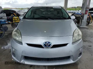 2011 Toyota Prius I with VIN JTDKN3DU4B1369613, listed as a Copart auction lot 52546665 with 179,559 mi miles and Clean Title. Bid and sale history available at DreamBid. Image 5.