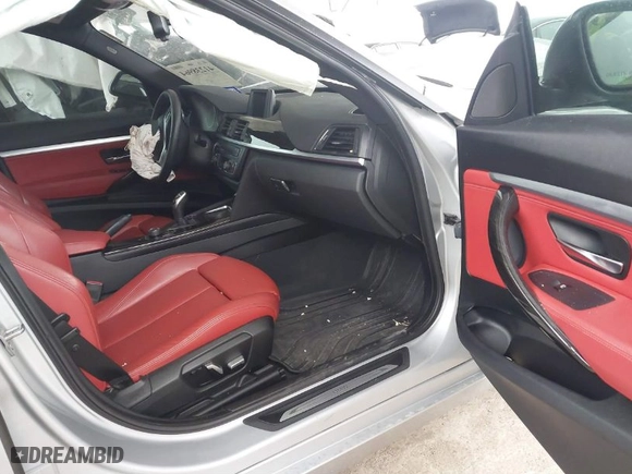 2016 BMW 3 Series Gran Turismo 328i xDrive with VIN WBA8Z5C59GG501996, listed as a IAAI auction lot 41238964 with 71,542 mi miles. Bid and sale history available at carsss.com. Image 5.