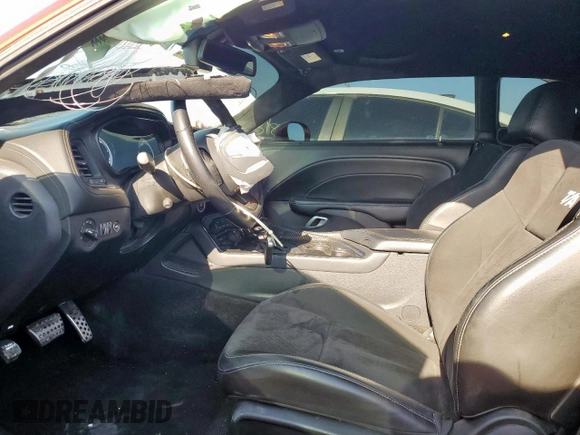 2022 Dodge Challenger R/T Scat Pack z VIN 2C3CDZFJ8NH109304, wystawiony jako Copart lot #54798825 z przebiegiem 23 845 mil mil oraz Szkoda całkowita • Salvage title. Historia ofert i sprzedaży dostępna na DreamBid. Obrazek 7.