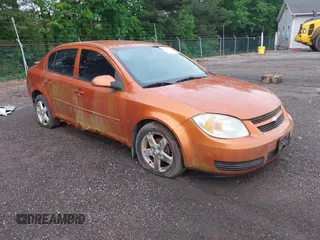 2006 Chevrolet Cobalt LT z VIN 1G1AL55F667824079, wystawiony jako IAAI lot #42304667 z przebiegiem 193 989 mil mil oraz . Historia ofert i sprzedaży dostępna na DreamBid. Obrazek 1.
