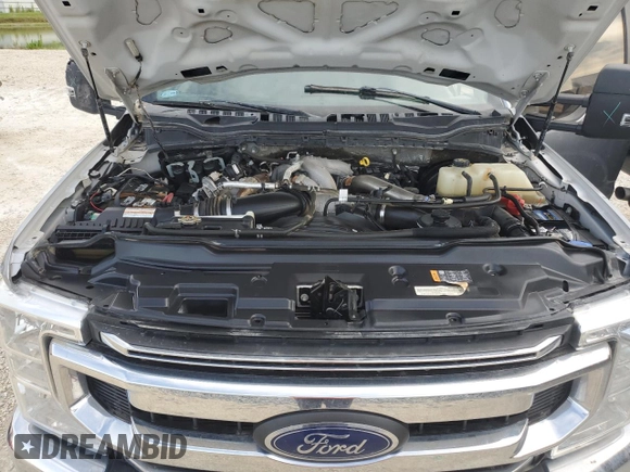 2020 Ford F-250 XL z VIN 1FT7W2BT6LEE85378, wystawiony jako Copart lot #58958075 z przebiegiem 91 978 mil mil oraz Czysty tytuł • Clean title. Historia ofert i sprzedaży dostępna na DreamBid. Obrazek 11.