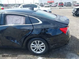 2018 Chevrolet Malibu LT with VIN 1G1ZD5ST2JF134385, listed as a IAAI auction lot 41839314 with 181,569 mi miles. Bid and sale history available at carsss.com. Image 21.