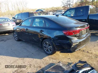 2021 Kia Forte LXS with VIN 3KPF24AD4ME283402, listed as a IAAI auction lot 41176665 with 84,620 mi miles. Bid and sale history available at carsss.com. Image 3.