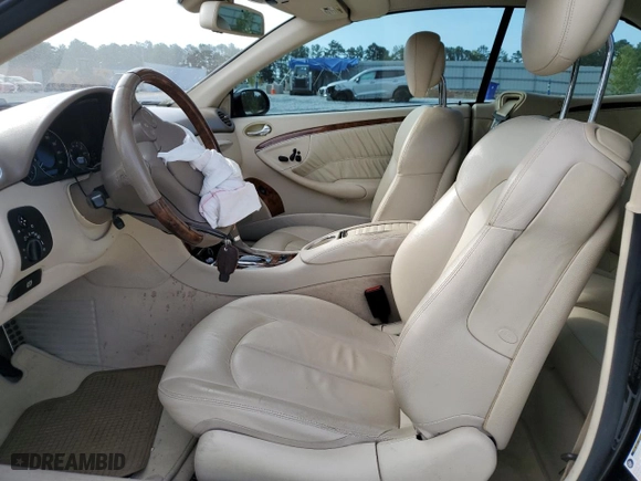 2009 Mercedes-Benz CLK-Class 3.5L with VIN WDBTK56F29T105066, listed as a Copart auction lot 46081115 with 150,934 mi miles and Non Repairable. Bid and sale history available at carsss.com. Image 7.