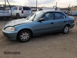 2000 Honda Civic LX with VIN 1HGEJ6570YL037380, listed as a Copart auction lot 47621895 with 140,848 mi miles and Salvage Title. Bid and sale history available at carsss.com. Image 1.