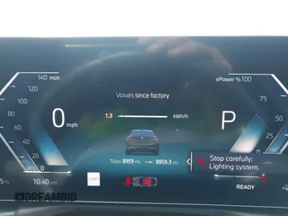 2024 BMW i4 eDrive35 z VIN WBY43AW01RFS94328, wystawiony jako IAAI lot #41734039 z przebiegiem 8959 mil mil oraz . Historia ofert i sprzedaży dostępna na DreamBid. Obrazek 7.
