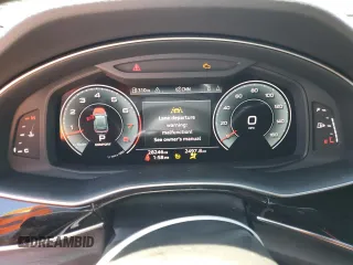 2022 Audi Q8 Premium Plus with VIN WA1EVBF18ND034572, listed as a Copart auction lot 57704485 with 28,246 mi miles and Salvage title. Bid and sale history available at DreamBid. Image 9.