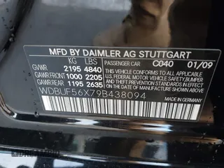 2009 Mercedes-Benz E-Class Luxury 3.5L with VIN WDBUF56X79B438094, listed as a IAAI auction lot 41524000 with 135,933 mi miles. Bid and sale history available at carsss.com. Image 9.