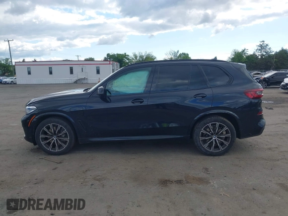 2021 BMW X5 xDrive45e with VIN 5UXTA6C09M9F27367, listed as a IAAI auction lot 42340309 with 52,881 mi miles and . Bid and sale history available at DreamBid. Image 14.