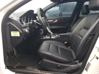 2014 Mercedes-Benz C 250 Sport z VIN WDDGF4HB2EG245896, wystawiony jako Copart lot #56678115 z przebiegiem 92 446 mil mil oraz Szkoda całkowita • Salvage title. Historia ofert i sprzedaży dostępna na DreamBid. Obrazek 7.