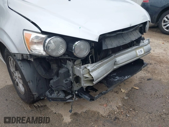 2014 Chevrolet Sonic LT с VIN 1G1JC5SH5E4170875, выставлен на аукционе IAAI как лот 42367419 с пробегом 152 289 миль миль и . История ставок и продаж доступна на DreamBid. Изображение 13.