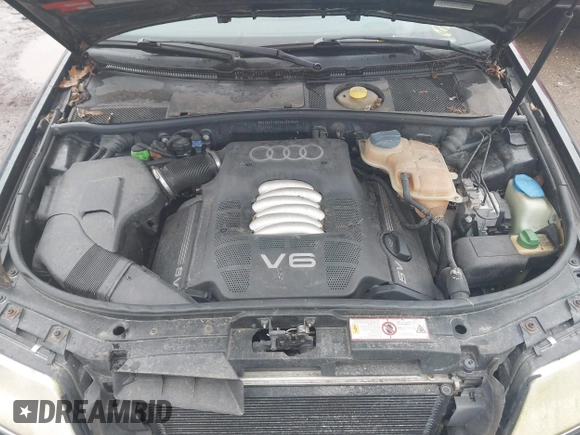 1998 Audi A6 with VIN WAUBA24BXWN149960, listed as a IAAI auction lot 41898746 with 230,268 mi miles. Bid and sale history available at carsss.com. Image 10.