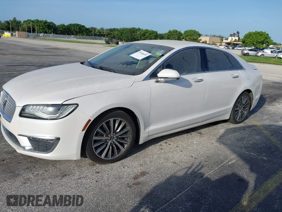 2017 Lincoln MKZ Hybrid Premiere с VIN 3LN6L5KU1HR631619, выставлен на аукционе IAAI как лот 39746492 с пробегом Не указан миль и . История ставок и продаж доступна на DreamBid. Изображение 2.