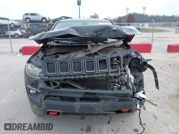 2018 Jeep Compass Trailhawk with VIN 3C4NJDDB6JT442016, listed as a IAAI auction lot 41068443 with 114,579 mi miles and . Bid and sale history available at carsss.com. Image 12.