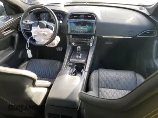 2019 Jaguar F-Pace SVR with VIN SADCZ2EEXKA606569, listed as a Copart auction lot 81816513 with 33,532 mi miles and . Bid and sale history available at DreamBid. Image 8.