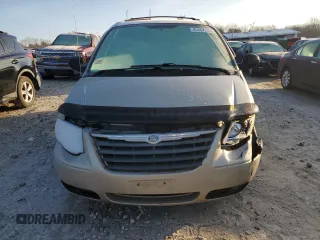 2006 Chrysler Town & Country LWB Touring with VIN 2A4GP54L66R846363, listed as a Copart auction lot 85267504 with 39,113 mi miles and Clean Title. Bid and sale history available at carsss.com. Image 5.