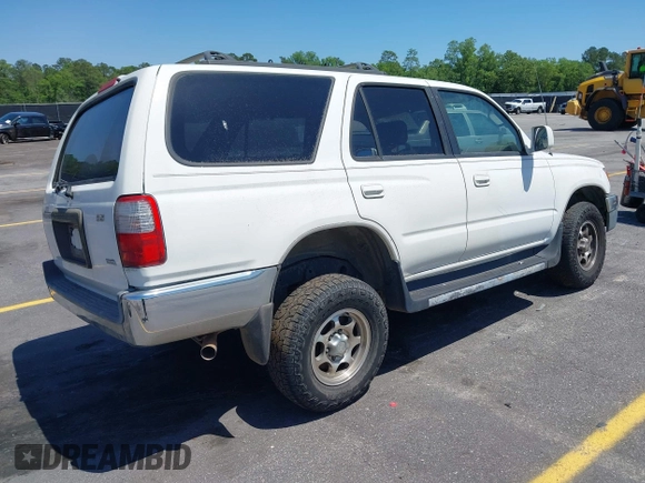 1999 Toyota 4Runner SR5 with VIN JT3GN86RXX0093547, listed as a IAAI auction lot 42134993 with 193,949 mi miles. Bid and sale history available at carsss.com. Image 4.