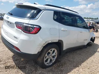 2024 Jeep Compass Latitude with VIN 3C4NJDBN4RT116966, listed as a IAAI auction lot 42562326 with 32,436 mi miles and . Bid and sale history available at DreamBid. Image 4.