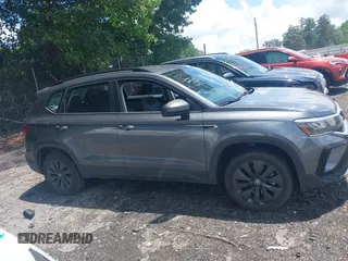 2024 Volkswagen Taos S с VIN 3VV5X7B21RM015188, выставлен на аукционе IAAI как лот 42509303 с пробегом 37 697 миль миль и . История ставок и продаж доступна на DreamBid. Изображение 13.