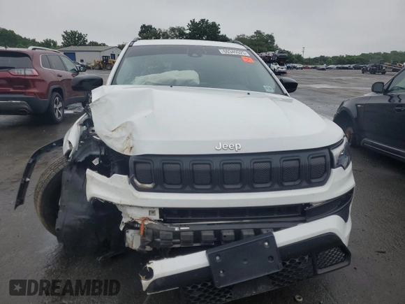 2022 Jeep Compass Latitude Lux z VIN 3C4NJDFB3NT127175, wystawiony jako Copart lot #60349925 z przebiegiem 58 465 mil mil oraz Szkoda całkowita • Salvage title. Historia ofert i sprzedaży dostępna na DreamBid. Obrazek 5.