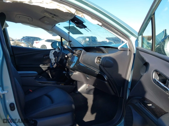 2019 Toyota Prius L Eco with VIN JTDKARFU5K3098982, listed as a IAAI auction lot 41295370 with 1 mi miles. Bid and sale history available at carsss.com. Image 5.